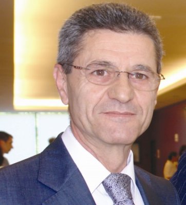 Mircea Timofte, singurul interesat să fie şef peste asistenţi şi moaşe